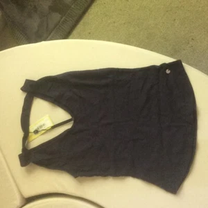 Karen Millen halter cut top - Picture 1 of 1