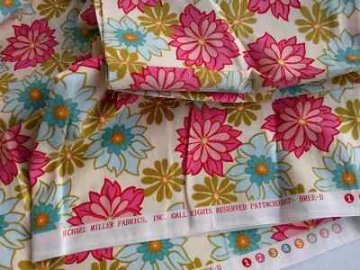 Pana, Michael Miller, Sandi Henderson, Bright Blooms 2 yardas y 7 pulgadas Foto 1 de 4
