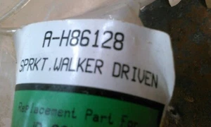 JOHN DEERE H86128 SPROCKET - Picture 1 of 1