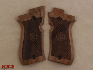 Empuñadura de madera de nogal guepardo marca KSD Beretta 81F, 81 FS, 84 F, 84 - Imagen 1 de 2