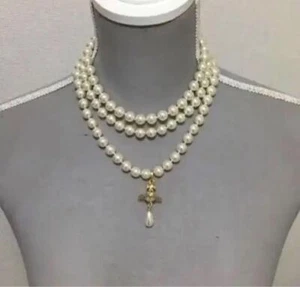 Vivienne Westwood 3 Pearl Drop Necklace Gold w/drawstring [EJ078 - Picture 1 of 5