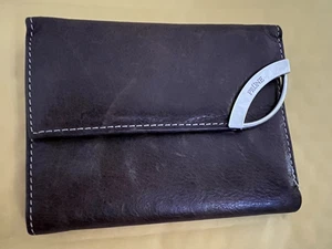 Pflaume braune Leder-Geldbörse mit Dreifachfaltung argentinisches Leder - Bild 1 von 4