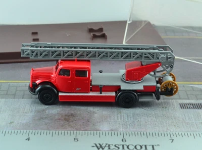 Brekina 4030 Mercedes L311 Ladder Fire Engine Truck 1:87 HO Scale - Image 1 of 3
