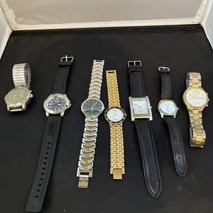 Lot of 7 Mens Watches Untested Bulova, Pulsar, Coleman w/ bands - Picture 1 of 4