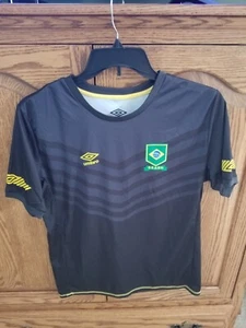 Umbro Brazil Soccer Jersey Medium - Picture 1 of 3