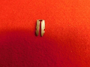 1 USED 60's 70's Ford Lincoln Mercury Windshield Wiper Blade Retaining Clip  - Picture 1 of 3