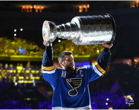 Alex Pietrangelo St. Louis Blues Unsigned Banner Night 8" x 10" Photo - Fanatics Cover