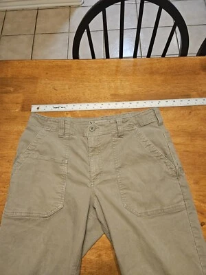 Pantalones tácticos 5.11 múltiples bolsillos 36x34 tiene una marca blanca en la parte inferior de la pierna Foto 1 de 4