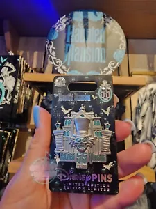 Disney Pin Disneyland 55th Anniversary 55 Years Haunted Mansion Hatbox Ghost LE - Picture 1 of 2