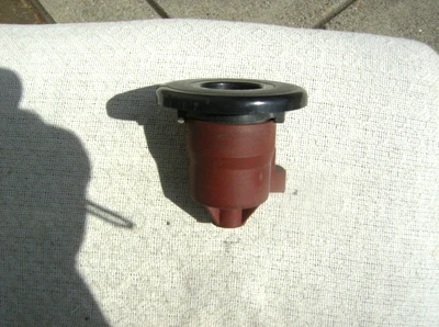 FORD ESCORT FUEL CAP - Image 1 of 3