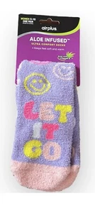 Women's Airplus Aloe Infused Socks Purple LET IT GO Smiley Fuzzy Winter Warm NEW - Picture 1 of 2