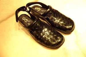 Soft Walk Women's Black Woven Leather Santa Cruz Comfort Shoes Size 7AA -8AA - Picture 1 of 8