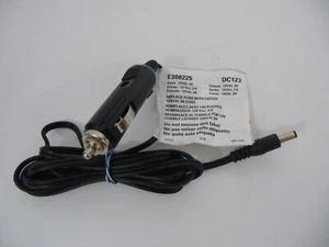 Adaptador de accesorios automáticos modelo DC123 - Imagen 1 de 2
