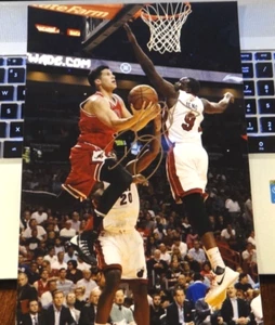 ¡¡ESPUELAS FOTOGRÁFICAS FIRMADAS DE 8X12 DOUG MCDERMOTT CHICAGO BULLS!!¡! - Imagen 1 de 1