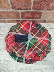 Tommy Bahama 8 Pc Set Red Tartan Plaid Christmas Salad/Dinner Scalloped Plates - Bild 1 von 7