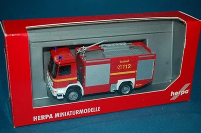 Herpa Miniaturemodelle MB A-S 02 FW - Mercedes Vigili del Fuoco  scala 1/87 - Immagine 1 di 3