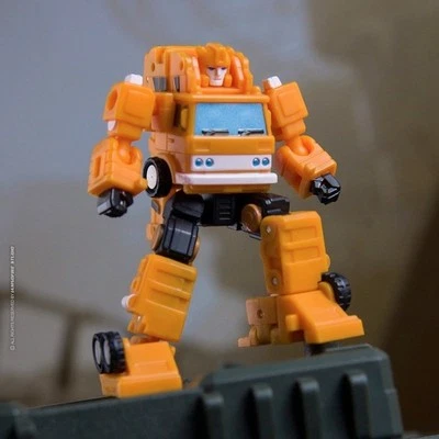 DW-E25 CRANE HOOK DW-E26 BLACK MIRROR Mini Transformable Toy Model Action Figure - Image 1 of 4