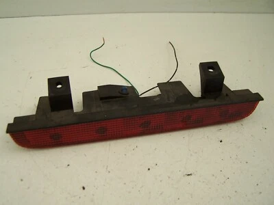 Luz de freno de alto nivel Suzuki Grand Vitara (1999-2005) Foto 1 de 3