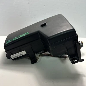 2008 - 2011 Dodge Dakota Engine Fuse Box Relay Unit OEM 04692211AA - Picture 1 of 17