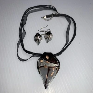 Handgefertigt Schmelzglas dichroitisch Anhänger Ohrring Set Schwarz Silber Kupfer Weiß - Bild 1 von 8