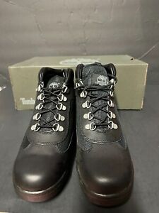Timberland 6-Inch Waterproof Field Boot Men's TB015906-001  MISMATCHED SIZE