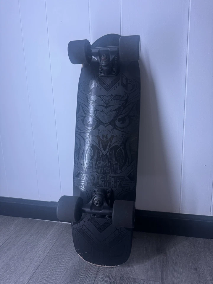 Bote Landyachtz en relieve Foto 1 de 2