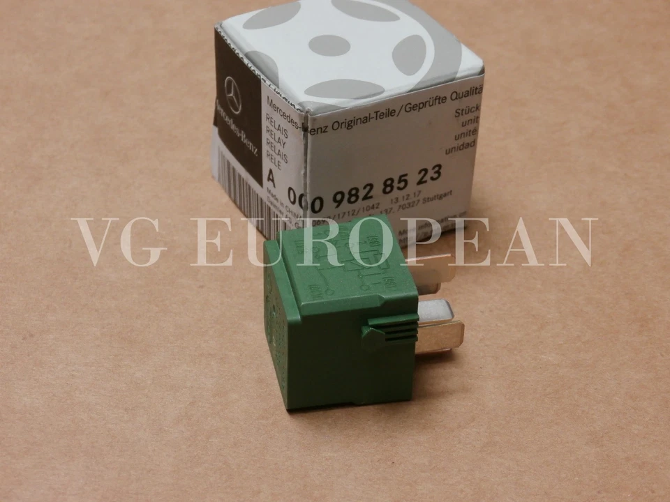 Genuine OEM MERCEDES BENZ HELLA Relay 0009828523