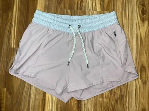 Pantalones Cortos Vuori Para Mujer Pequeños Clementine 4” Púrpura Forrados Correr Bolsillo con Cremallera - Imagen 1 de 9
