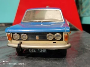AUTO GIOCATTOLO VINTAGE FIAT 125p CZZ 4046 POLSKI FSO FSM GRANDE PLASTICA ATTRITO POLONIA  - Foto 1 di 12