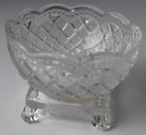Vintage FOSTORIA Footed Clear Glass Salt Cellar Dish Avon Promotions Circa 1960 - Picture 1 of 6