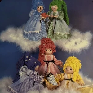 MUSTER Kalico Kastle Gingham Angels 13" Puppen stehend kniend & Kleidung 1981 - Bild 1 von 12