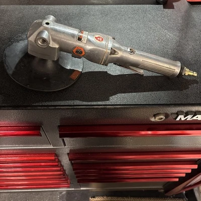 Pulidora neumática Black & Decker Heavy Duty modelo 6116 (de colección resistente) Foto 1 de 4