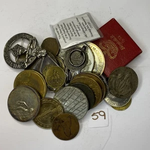 482g-MIXED TOKENS, MEDALS & COINS-UNSORTED & UNRESEARCHED COMBINE POST ONLY UK - Picture 1 of 3