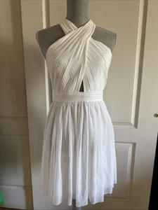 ALICE + OLIVIA Dress Mini Flare Open Back Cross Front Halter White Size 6 New - Picture 1 of 16