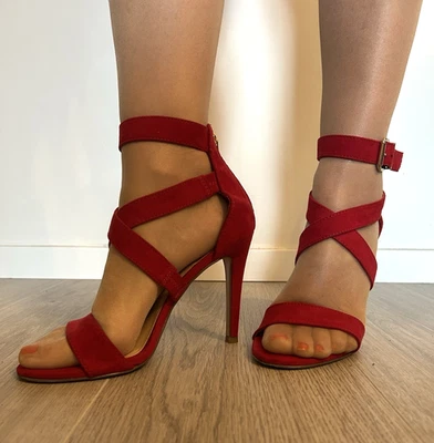 High Heels Riemchen Sandaletten in Rot, Edel, Gr. 40, gebraucht, indoor - Bild 1 von 4