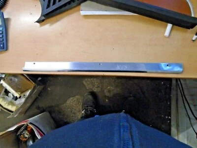 1971 Lancia Flavia 2000 GT RHD, N/S/R Chrome trim (2)    — 第 1/3 张图片