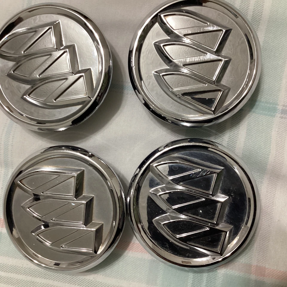 Buick Allure Lacrosse Regal Verano 2005 2017 Center Hubcaps P#9593169 2-1/2 OD - Image 1 of 4