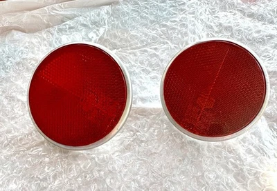 Rear Reflector Pair Volvo 444, 445, 544, P210, 1800E  656086 - Image 1 of 4