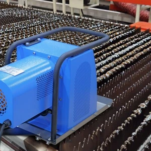 6KW Laser Schlacke Reiniger Schneiden Maschine Tisch Lamellen Reinigung Werkzeug - Bild 1 von 10