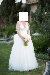 vera wang wedding dress Size 8 - Picture 1 of 4
