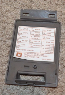 1991-1994 ISUZU RODEO DASH FUSE PANEL COVER LID 92 93 Foto 1 de 3