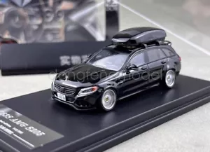 Coche de metal fundido a presión modelo DCM 1:64 VIP C63S AMG S205 negro modelo de turismo - Imagen 1 de 10