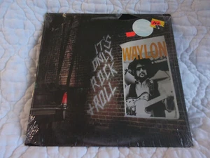 WAYLON JENNINGS 2 LP LOT NEW COUNTRY WILLIE NELSON WWII + IT'S ONLY ROCK & ROLL - Picture 1 of 20
