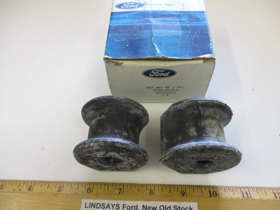 2 PIEZAS FORD 1984 TEMPO & MERCURY TOPAZ "AISLADOR" ESTRIBLE AL BRAZO DE SUSPENSIÓN INFERIOR Foto 1 de 3