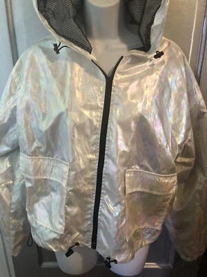 Chaqueta con capucha blanca translúcida Joujou interior de malla grande brillante precio de venta sugerido por el fabricante 69 USD Foto 1 de 4