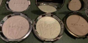 BNIB BECCA COSMETICS BUNDLE-BRONZER BALI SANDS & HIGHLIGHTERS AMETHYST & VANILLA - Picture 1 of 2