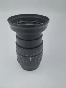 Sigma AF/MF 1:3,5-5,6 . 28-200 mm Aspherical f.Canon EOS, teildefekt! - Bild 1 von 6