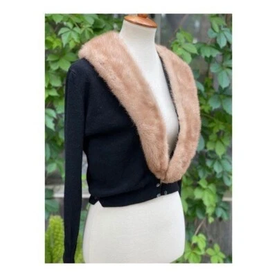 True Vintage | Cárdigan Pringle of Scotland de cachemir negro cuello visón años 40 50 Foto 1 de 4