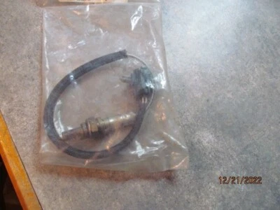 Sensor de oxígeno delantero derecho Mopar 56041212AF repuesto hecho en EE. UU. Foto 1 de 4