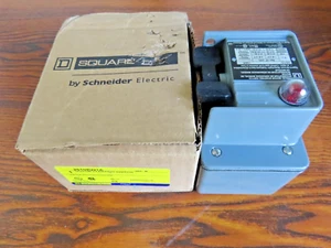 SQUARE D - 2510KW1A - 30A - 600 V MOTOR STARTING SWITCH IN WATERTIGHT ENCLOSURE - Picture 1 of 4
